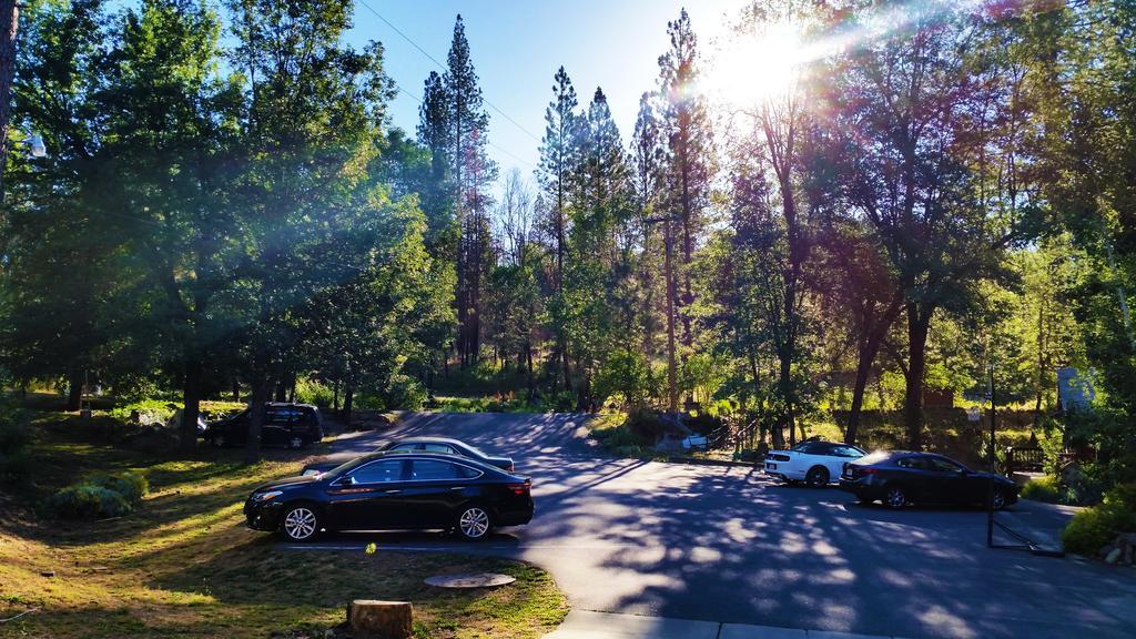 Yosemite Riverside Inn Groveland Exteriér fotografie